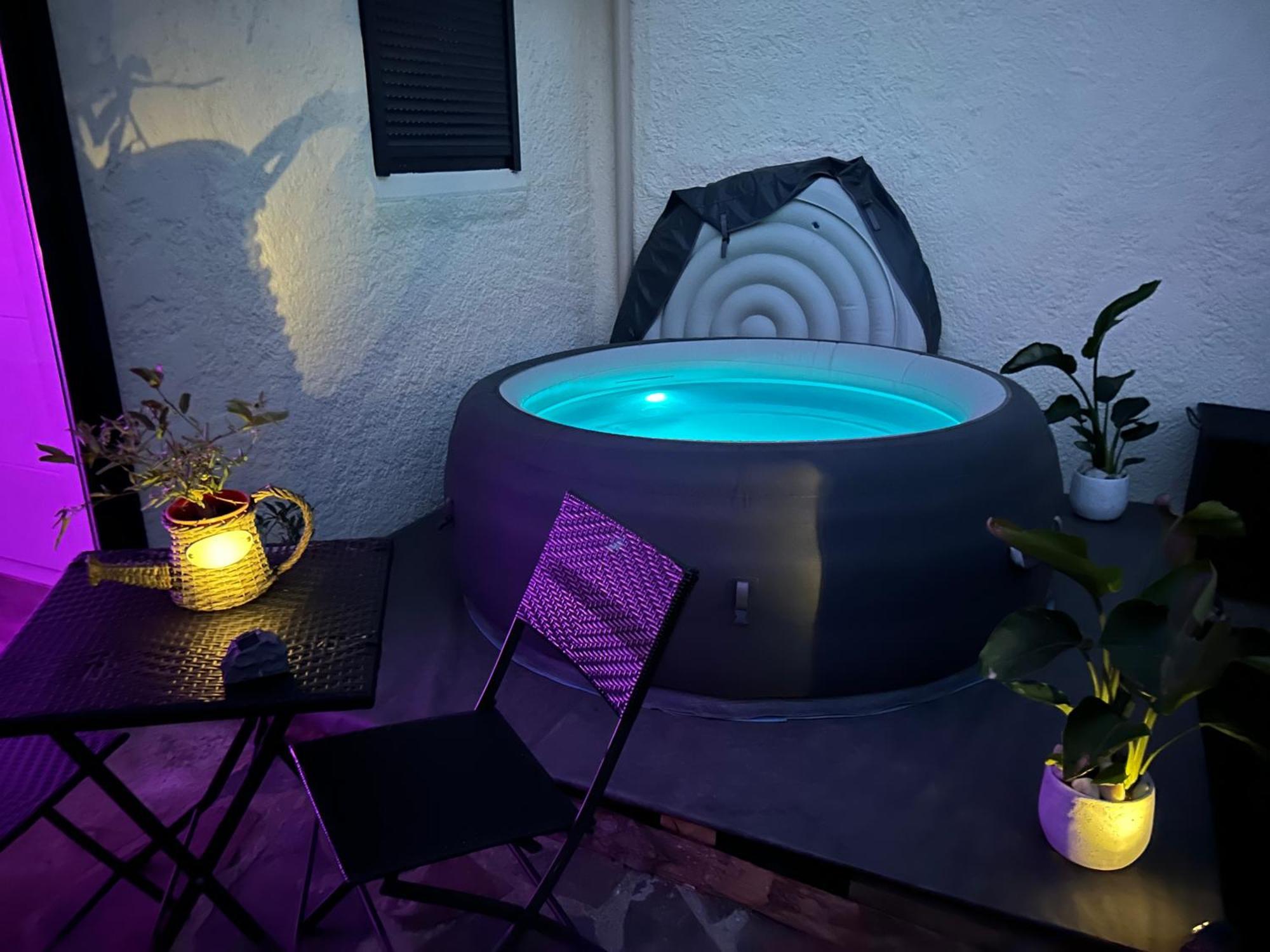 Belle Chambre Privee Avec Le Jardin Privatif Et Le Jacuzzi กาวาแลร์-ซูร์-แมร์ ภายนอก รูปภาพ