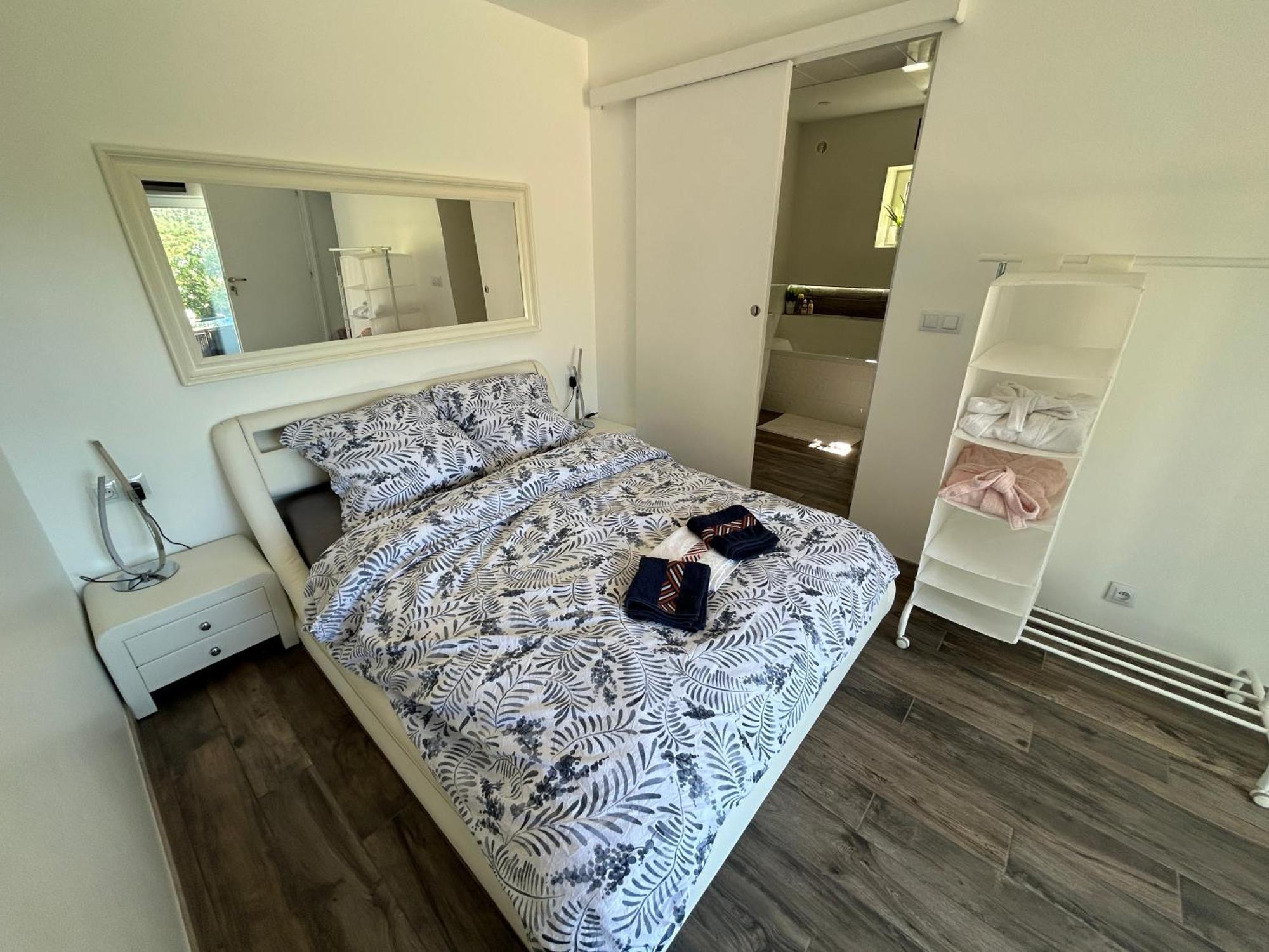 Belle Chambre Privee Avec Le Jardin Privatif Et Le Jacuzzi กาวาแลร์-ซูร์-แมร์ ภายนอก รูปภาพ