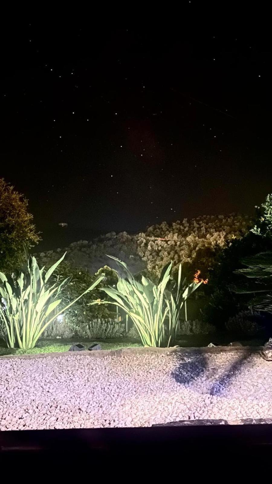 Belle Chambre Privee Avec Le Jardin Privatif Et Le Jacuzzi กาวาแลร์-ซูร์-แมร์ ภายนอก รูปภาพ