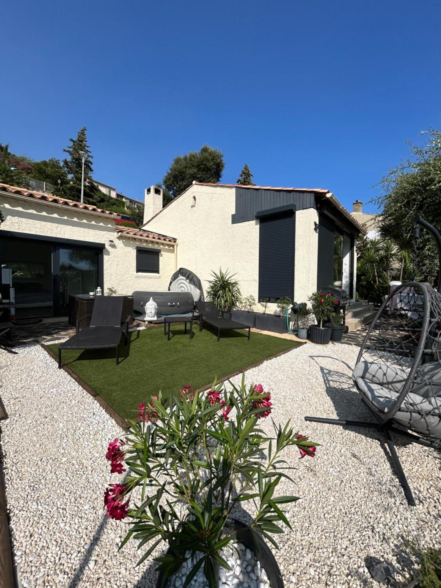 Belle Chambre Privee Avec Le Jardin Privatif Et Le Jacuzzi กาวาแลร์-ซูร์-แมร์ ภายนอก รูปภาพ